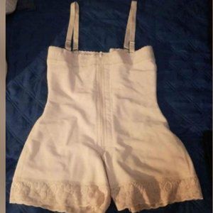 woman's shapewear